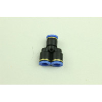 Перехідник на шланг (фітінг)   08мм (подвоєний) "Balaton"